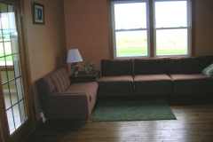 Horseshoeing school living room